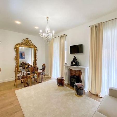 New Lavapies Spacious Flat, 2 Bedrooms And 2 Balconies Madrid Buitenkant foto