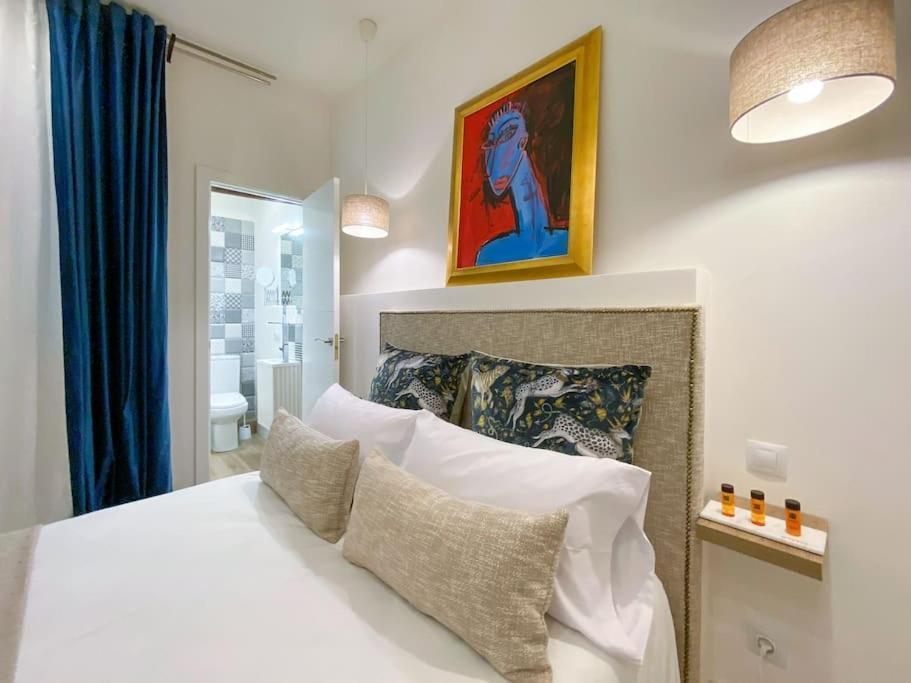 New Lavapies Spacious Flat, 2 Bedrooms And 2 Balconies Madrid Buitenkant foto